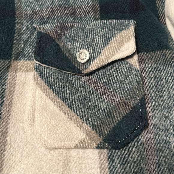 BB Dakota by Steve Madden Plaid Shacket Evergreen Plaid Size Medium - Picture 8 of 15